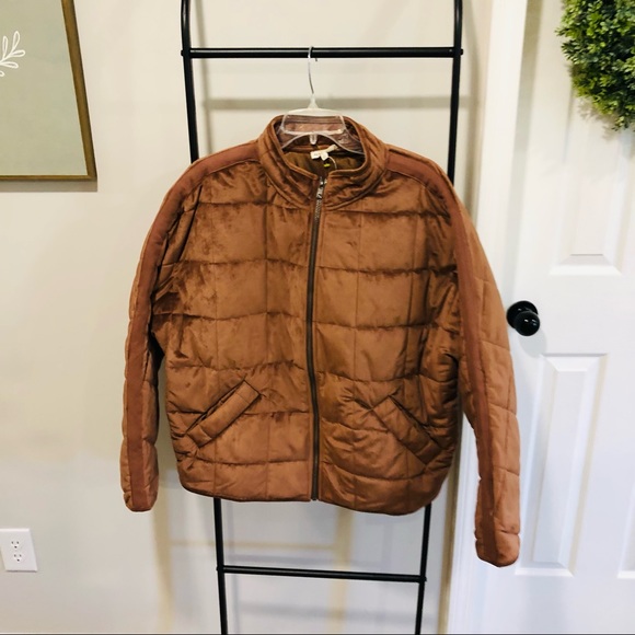 Main Strip Soft Quilted Dusty Pink Jacket - Picture 11 of 15